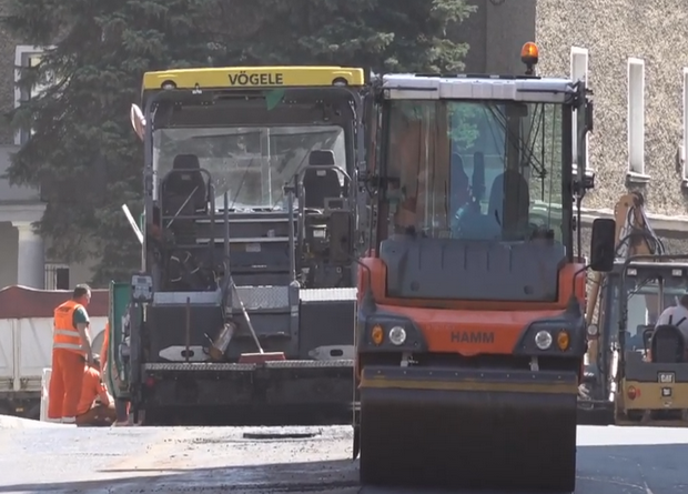 Wkrótce otwarcie zmodernizowanego odcinka ul. Jana Pawła II w Kamiennej Górze
