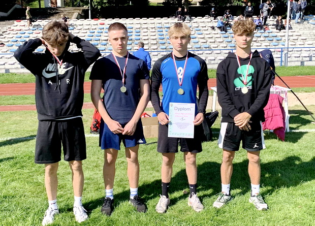 Indywidualne zawody lekkoatletyczne w Licealiadzie Powiatowej